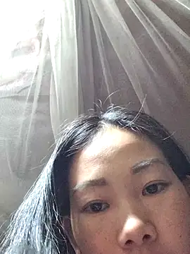 gio-thu online show from February 2, 11:20 am