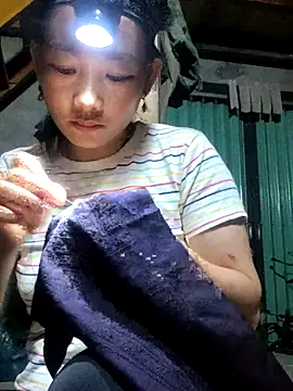 Snapshot of gio-thu chatting on June 26, 1:37 pm gio-thu online show from June 26, 1:37 pm