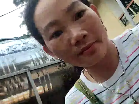 Snapshot of gio-thu chatting on June 27, 2:05 am gio-thu online show from June 27, 2:05 am