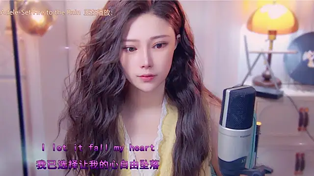 Snapshot of cherry-fa chatting on October 15, 3:28 am cherry-fa online show from October 15, 3:28 am