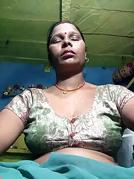 Snapshot of Rt_shreya chatting on October 18, 6:19 pm Rt shreya online show from October 18, 6:19 pm