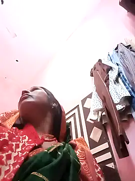 Snapshot of Rt_shreya chatting on November 7, 5:24 pm Rt shreya online show from November 7, 5:24 pm