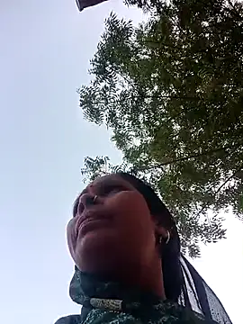 Snapshot of Rt_shreya chatting on November 14, 11:20 am Rt shreya online show from November 14, 11:20 am