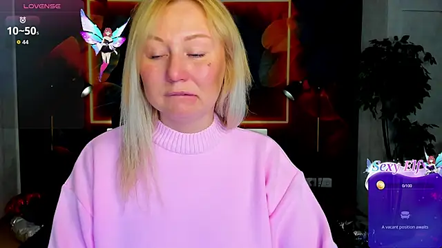 scent  of woman online show from April 22, 1:41 am