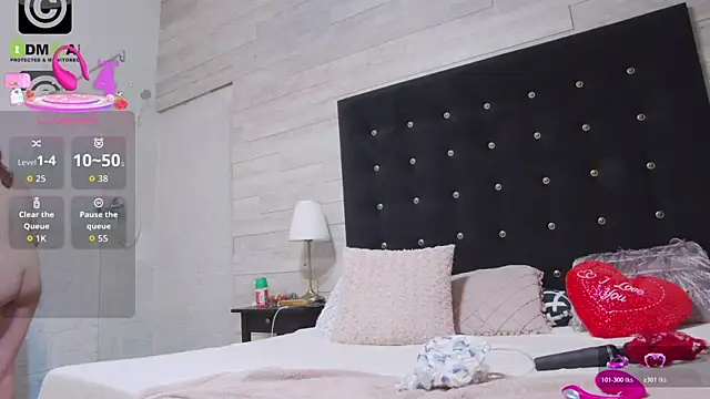 Ella Lizzie online show from April 16, 6:19 pm