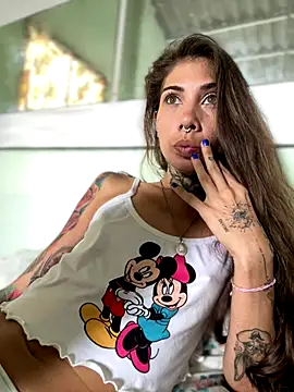 casalskunk online show from November 23, 10:48 am