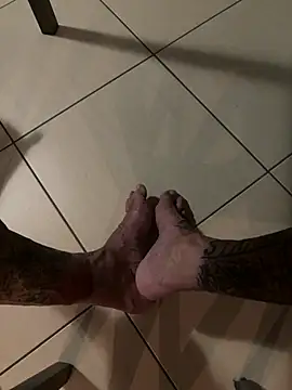 Sexy-feet78 online show from June 25, 7:51 pm