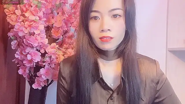 Snapshot of Lynnalltop-165-KeKe chatting on November 3, 6:58 am Lynnalltop-165-KeKe online show from November 3, 6:58 am