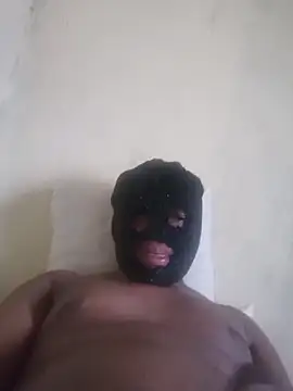 Snapshot of Thaps_deDick chatting on March 5, 11:06 am Thaps deDick online show from March 5, 11:06 am