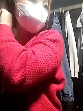 Snapshot of Zerin_nova chatting on December 18, 2:06 am Zerin nova online show from December 18, 2:06 am