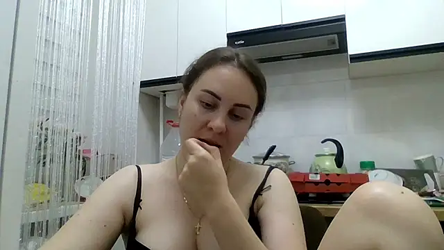 MeadowEyes online show from June 11, 6:28 pm