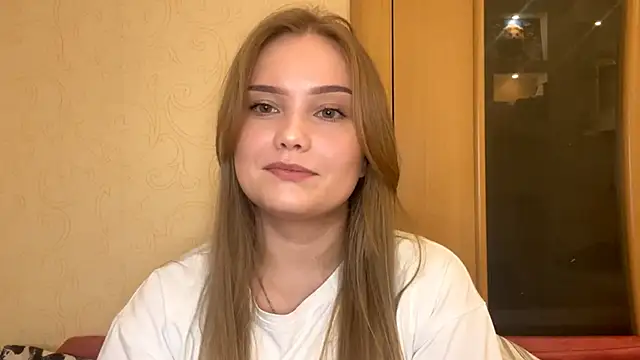 WillowSturiaIe online show from October 17, 9:23 am