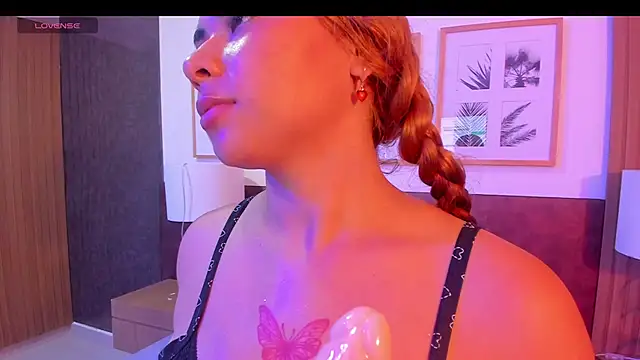 charlotte rea online show from October 11, 3:50 am