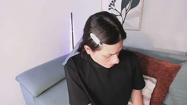 KassMonroe online show from April 24, 8:11 pm