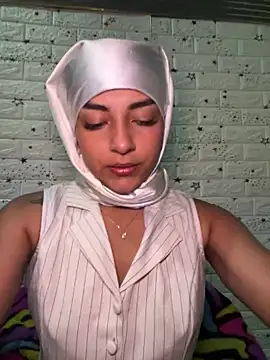 Snapshot of CelestSkyy chatting on December 14, 11:20 pm CelestSkyy online show from December 14, 11:20 pm