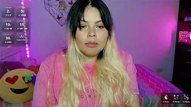 EllieMoonX online show from April 21, 1:42 am