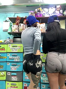 Lucy 699 online show from January 18, 8:01 pm