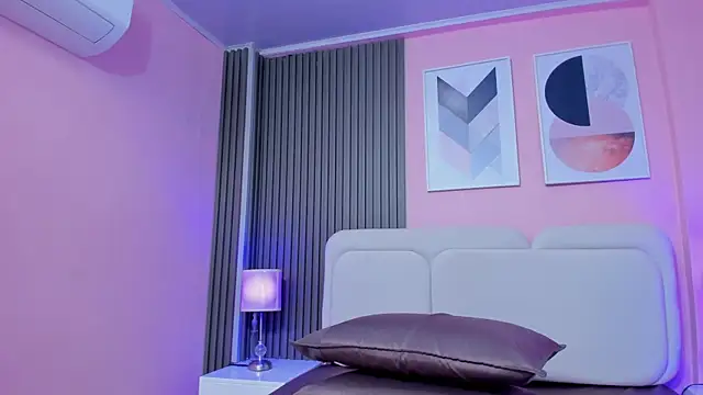 luly dreams online show from April 20, 6:16 am