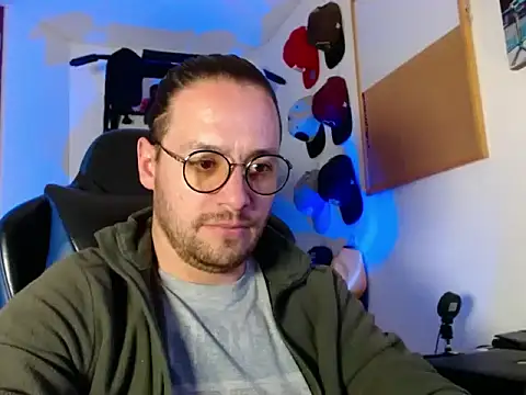 kurt xx online show from December 15, 12:20 pm