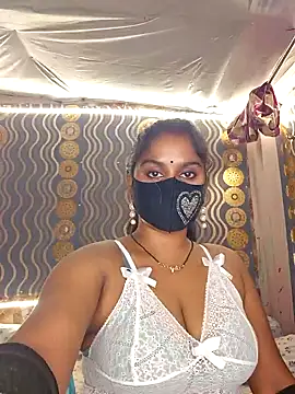 Snapshot of Sweet-Maddlina chatting on November 4, 11:53 am Sweet-Maddlina online show from November 4, 11:53 am