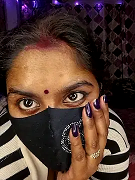 Sweet-Maddlina online show from December 22, 11:40 am