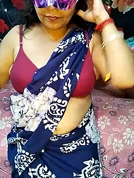 Snapshot of modhu82 chatting on November 22, 6:40 pm modhu82 online show from November 22, 6:40 pm