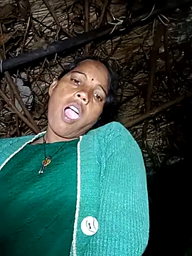 Cutsedi3 online show from November 16, 11:32 pm