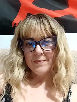 Amelialove42 online show from April 22, 6:53 pm