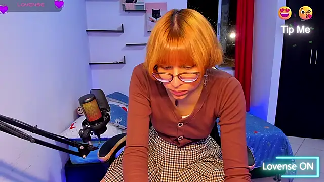 LolyCore X online show from October 24, 2:52 am