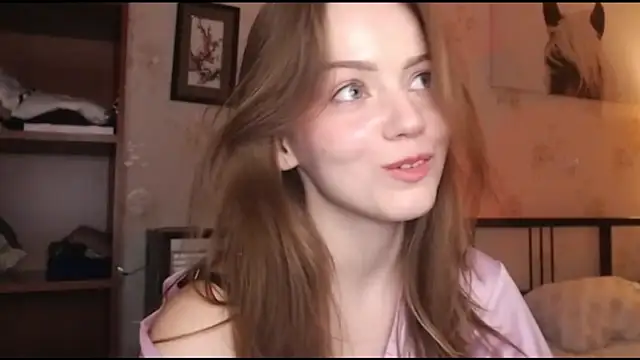 Snapshot of Olivia_Mensy chatting on October 9, 10:30 pm Olivia Mensy online show from October 9, 10:30 pm
