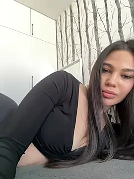 Sweet Lana69 online show from April 23, 10:25 am