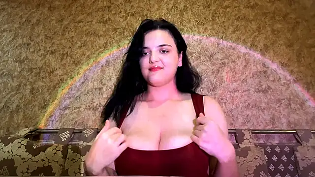 Snapshot of Babis_girlsss chatting on October 26, 9:26 am Babis girlsss online show from October 26, 9:26 am