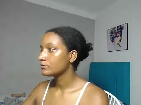 Snapshot of millysweetass chatting on November 8, 2:28 pm millysweetass online show from November 8, 2:28 pm