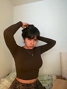 Snapshot of SweetieMariana chatting on October 17, 5:37 pm SweetieMariana online show from October 17, 5:37 pm