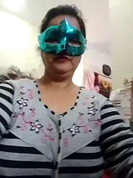 Snapshot of Honey-26 chatting on November 28, 6:38 am Honey-26 online show from November 28, 6:38 am