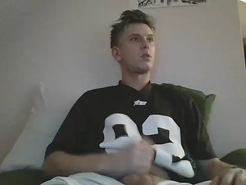 kinkyalecx online show from November 24, 8:19 pm