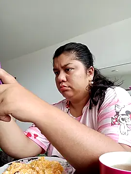 Snapshot of solnechka1 chatting on October 27, 3:27 pm solnechka1 online show from October 27, 3:27 pm