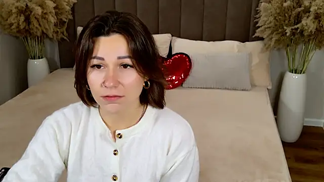 Snapshot of EdenSolis chatting on November 16, 9:04 am EdenSolis online show from November 16, 9:04 am