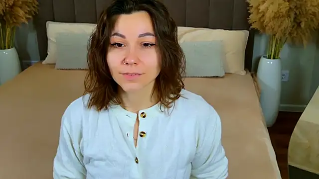 EdenSolis online show from March 27, 8:20 am