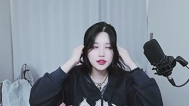 MISA 02 online show from March 31, 3:30 am