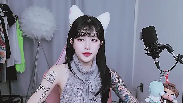 MISA 02 online show from April 23, 12:29 pm