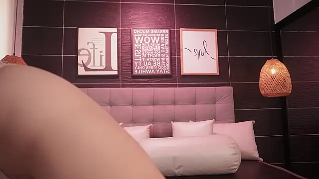 Thalia Karlson online show from November 6, 12:39 pm