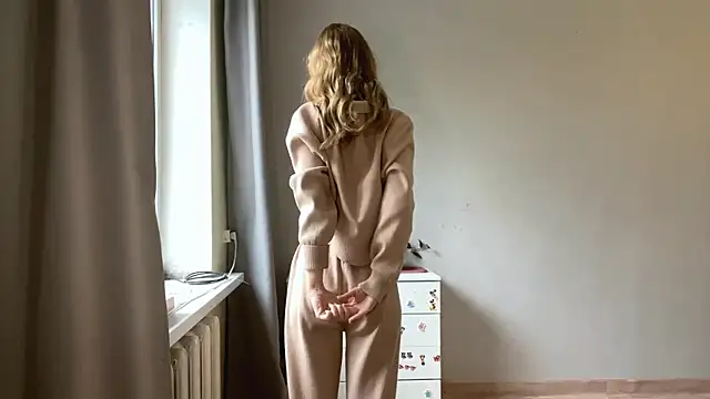 Snapshot of _petaI chatting on November 12, 5:41 am petaI online show from November 12, 5:41 am