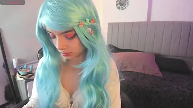 Snapshot of Barbieteeen chatting on November 20, 5:18 am Barbieteeen online show from November 20, 5:18 am