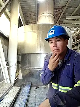 Ezeaxl online show from April 17, 2:09 pm