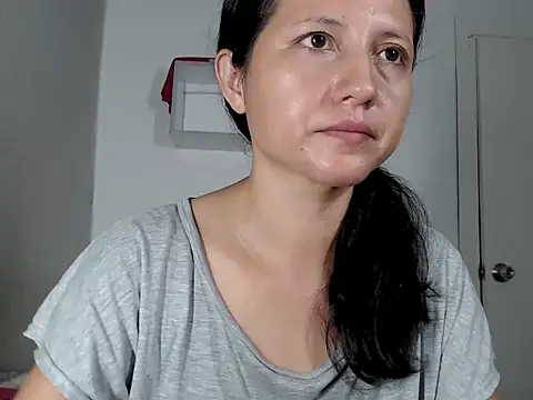 Snapshot of Renata_Rivas chatting on October 26, 5:24 am Renata Rivas online show from October 26, 5:24 am