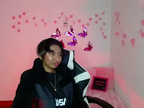 amber  666 online show from October 19, 11:49 pm