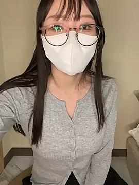 Onami 555 online show from October 12, 8:30 pm