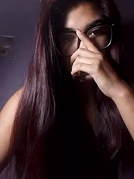 alisaram online show from October 13, 8:31 pm