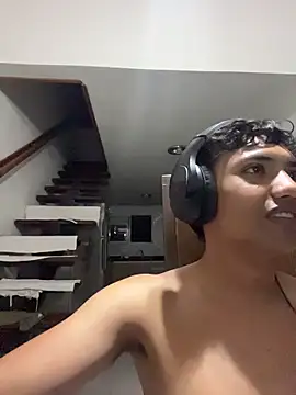 Snapshot of Flirtdick03 chatting on November 2, 5:21 am Flirtdick03 online show from November 2, 5:21 am